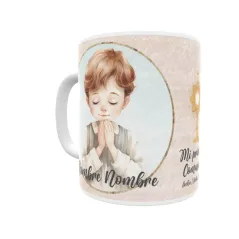 Taza de comunión personalizada niño, con pelo rubio, castaño. Personaliza con nombre y fecha. Envío rápido.