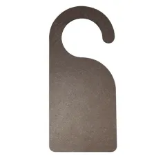 Cuelga puertas de madera personalizable con fotos, diseños, logotipos o textos a todo color.